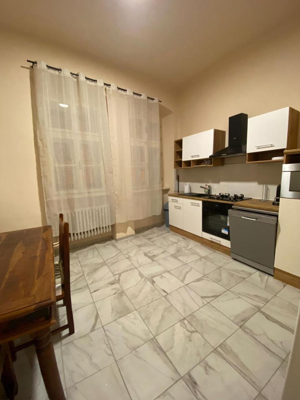 City Apartment Cheb Exterior photo