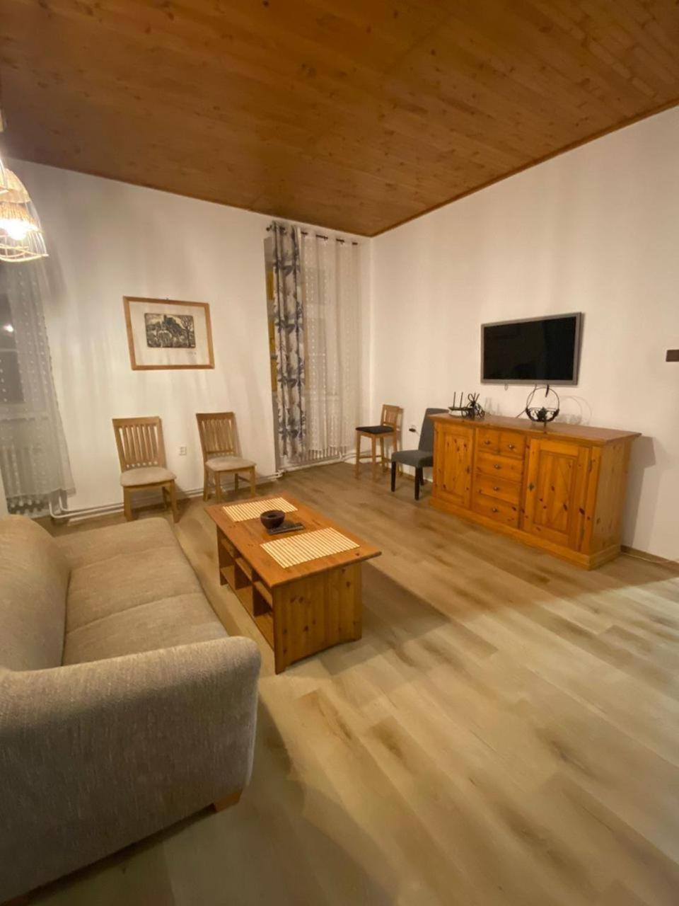 City Apartment Cheb Exterior photo