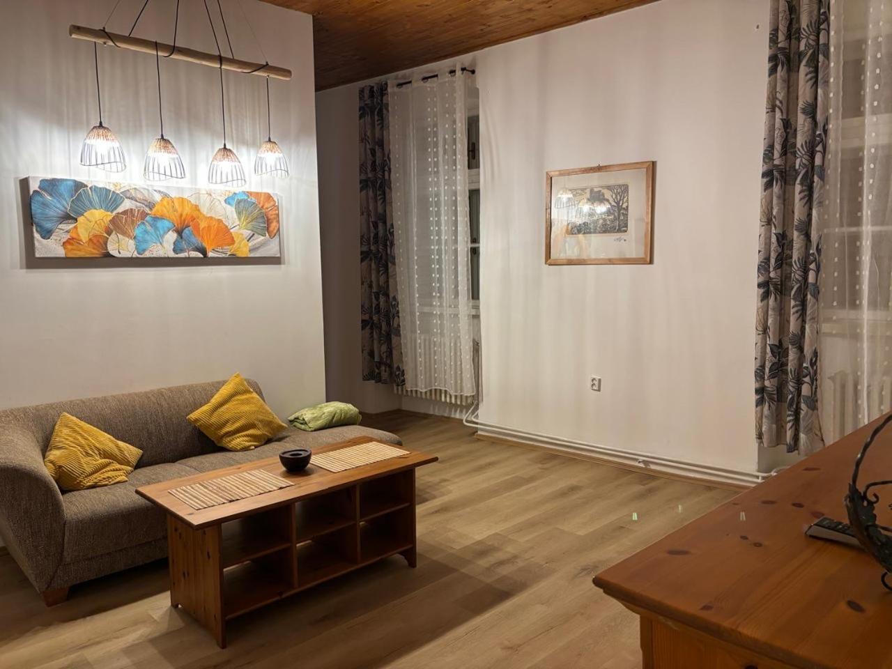 City Apartment Cheb Exterior photo